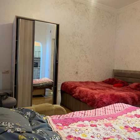 Guest House Kakha Kobuleti Extérieur photo