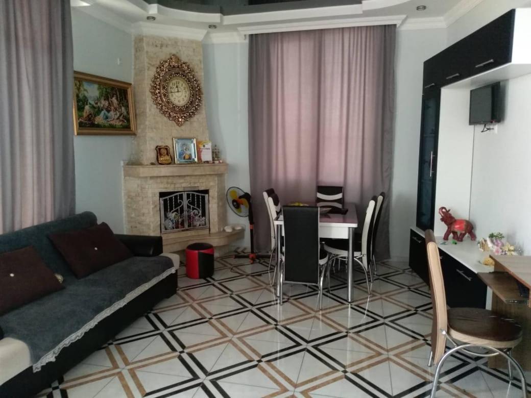 Guest House Kakha Kobuleti Extérieur photo