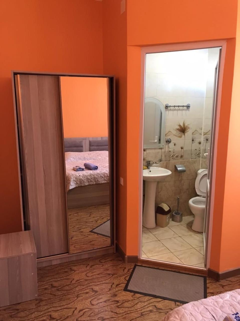 Guest House Kakha Kobuleti Extérieur photo